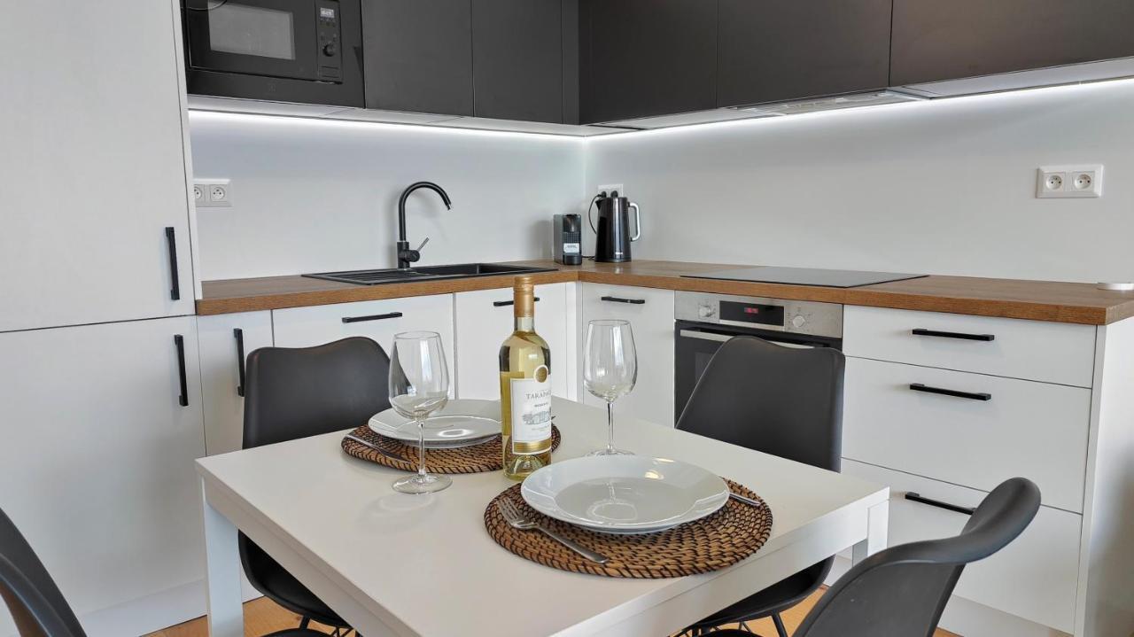 Beautiful 1 - Bedroom Apartment In Downtown براتسيلافا المظهر الخارجي الصورة